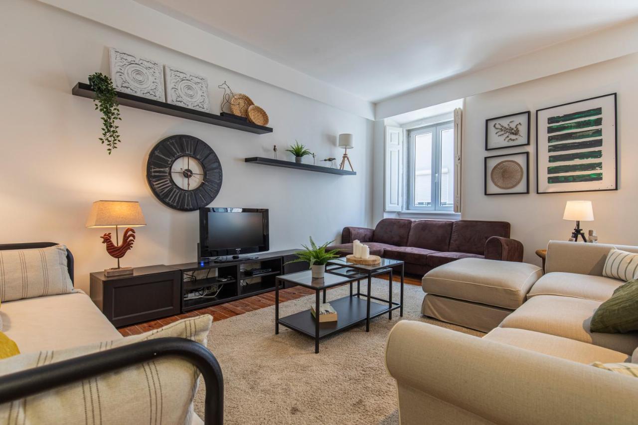 32 -Lovely 2 Bedroom Apt In Principe Real Lisbon Exterior photo